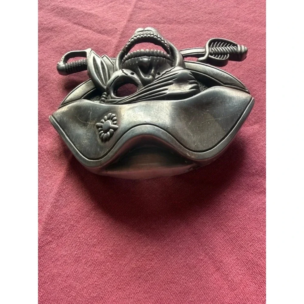 Vintage Pewter Pirate Skull Crossbones Belt Buckle 3.5